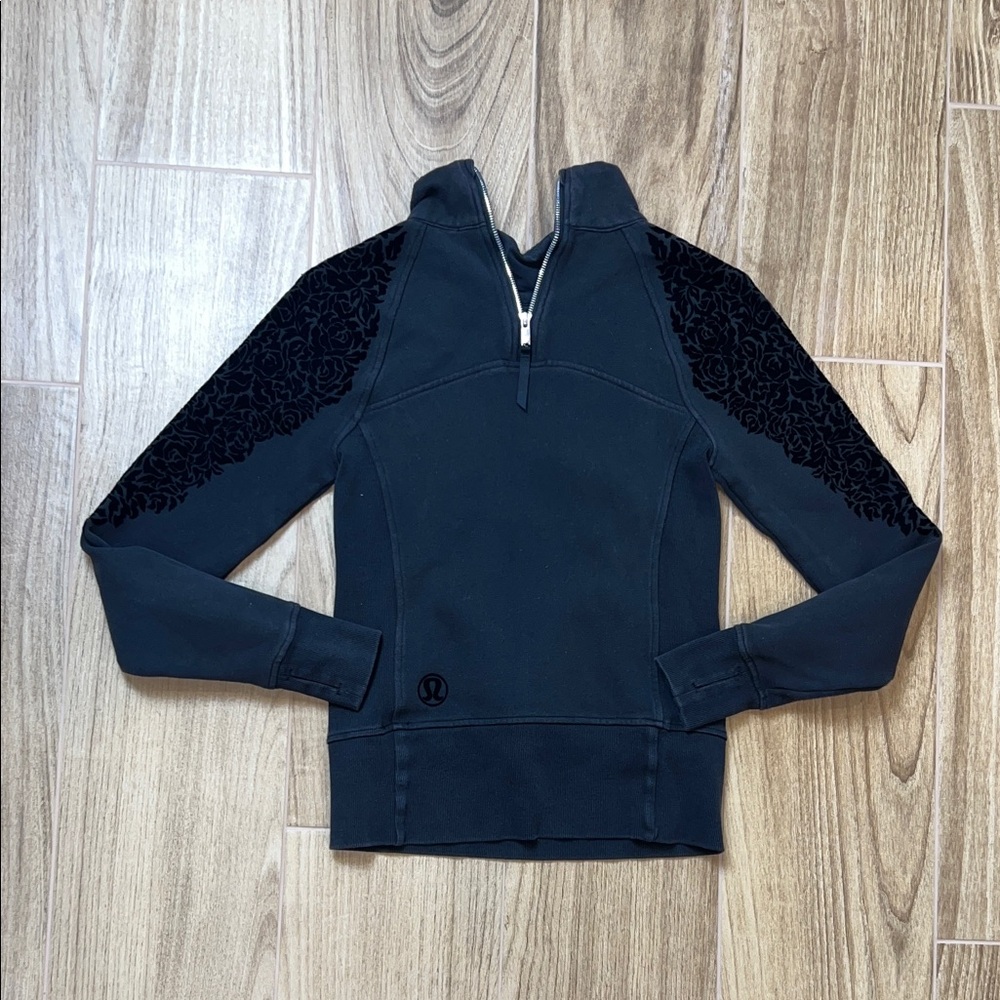 Lululemon Floral‎ Flock Pullover Velvet - Picture 5 of 14